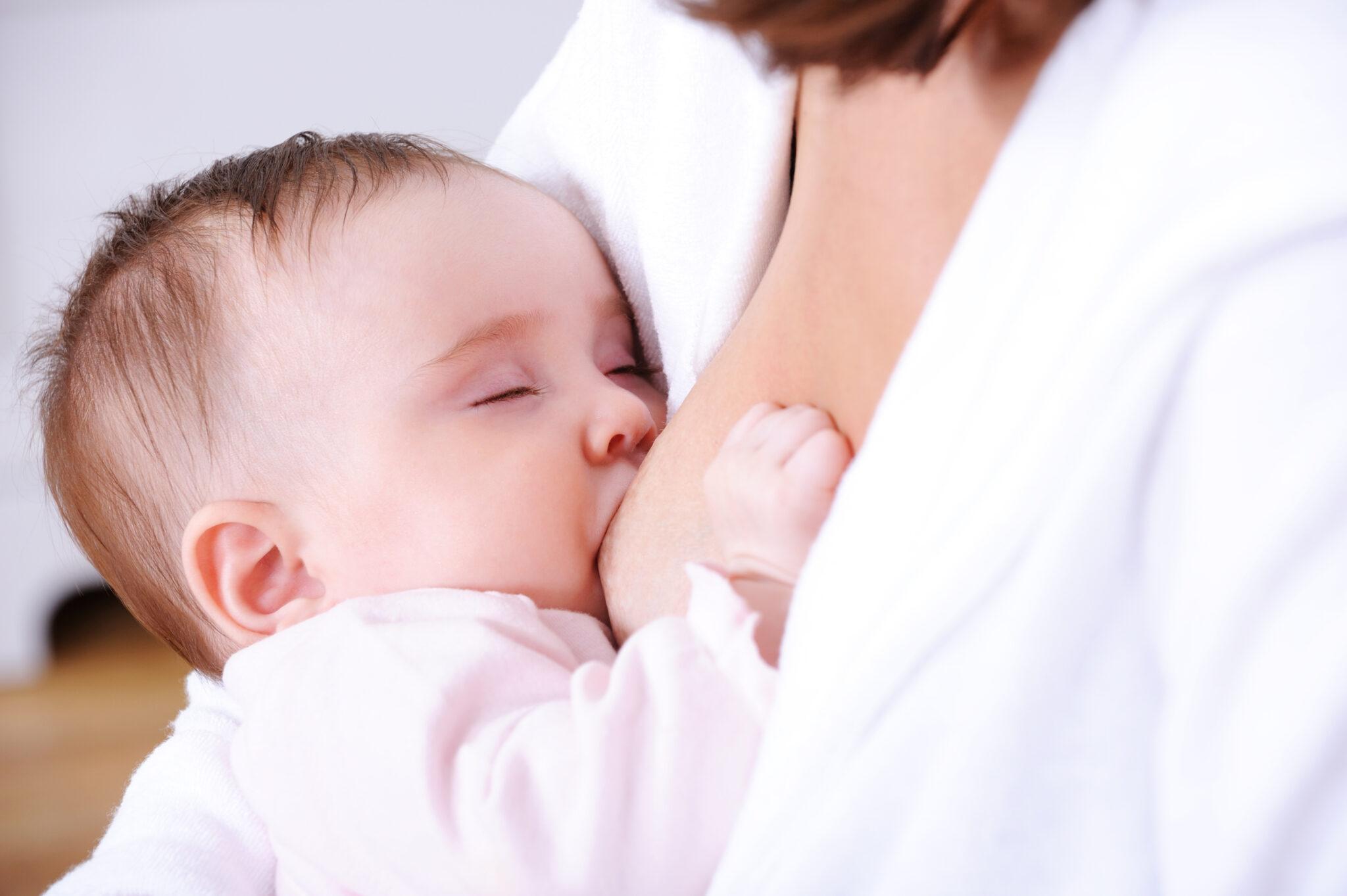 El impacto de la extensión del permiso postnatal parental en Chile en la lactancia materna exclusiva